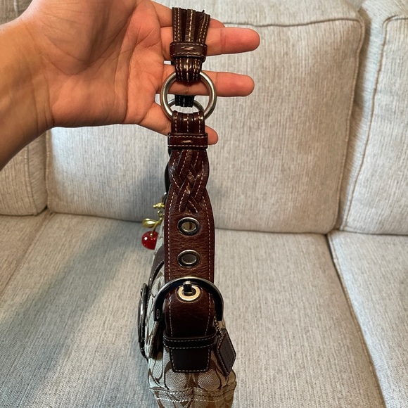 SOLD - Picture 6 of 7